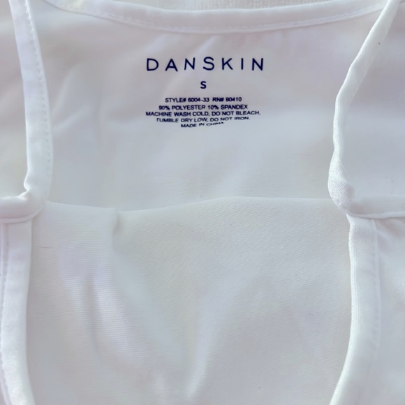 Danskin “I Said Yes” Pajama Set - Picture 4 of 4